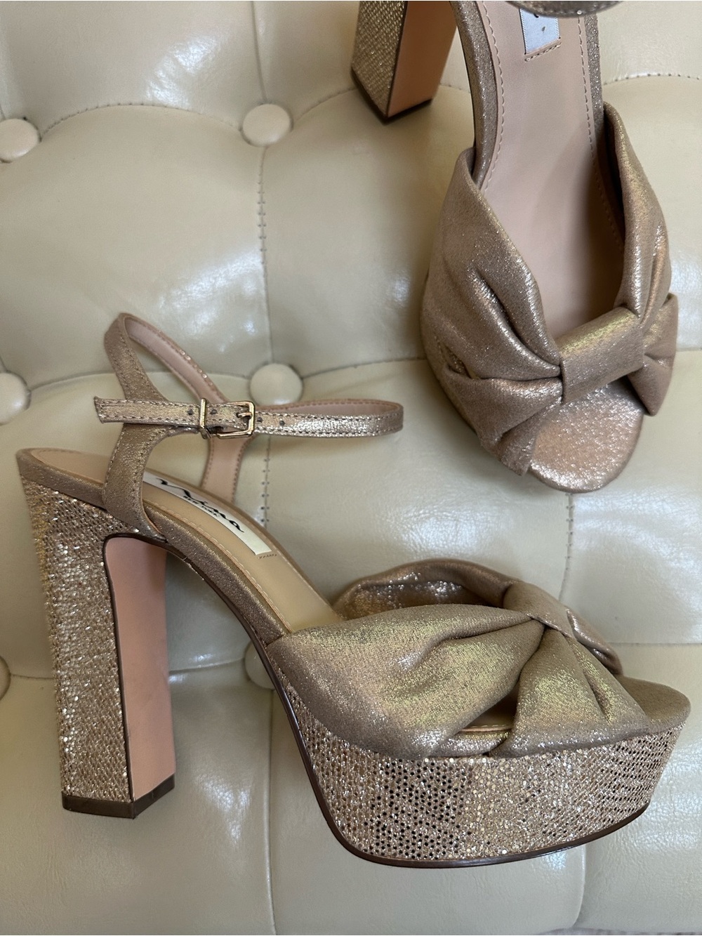 NEW Nina Gold Bling Platform Heeled Sandals, sz 8